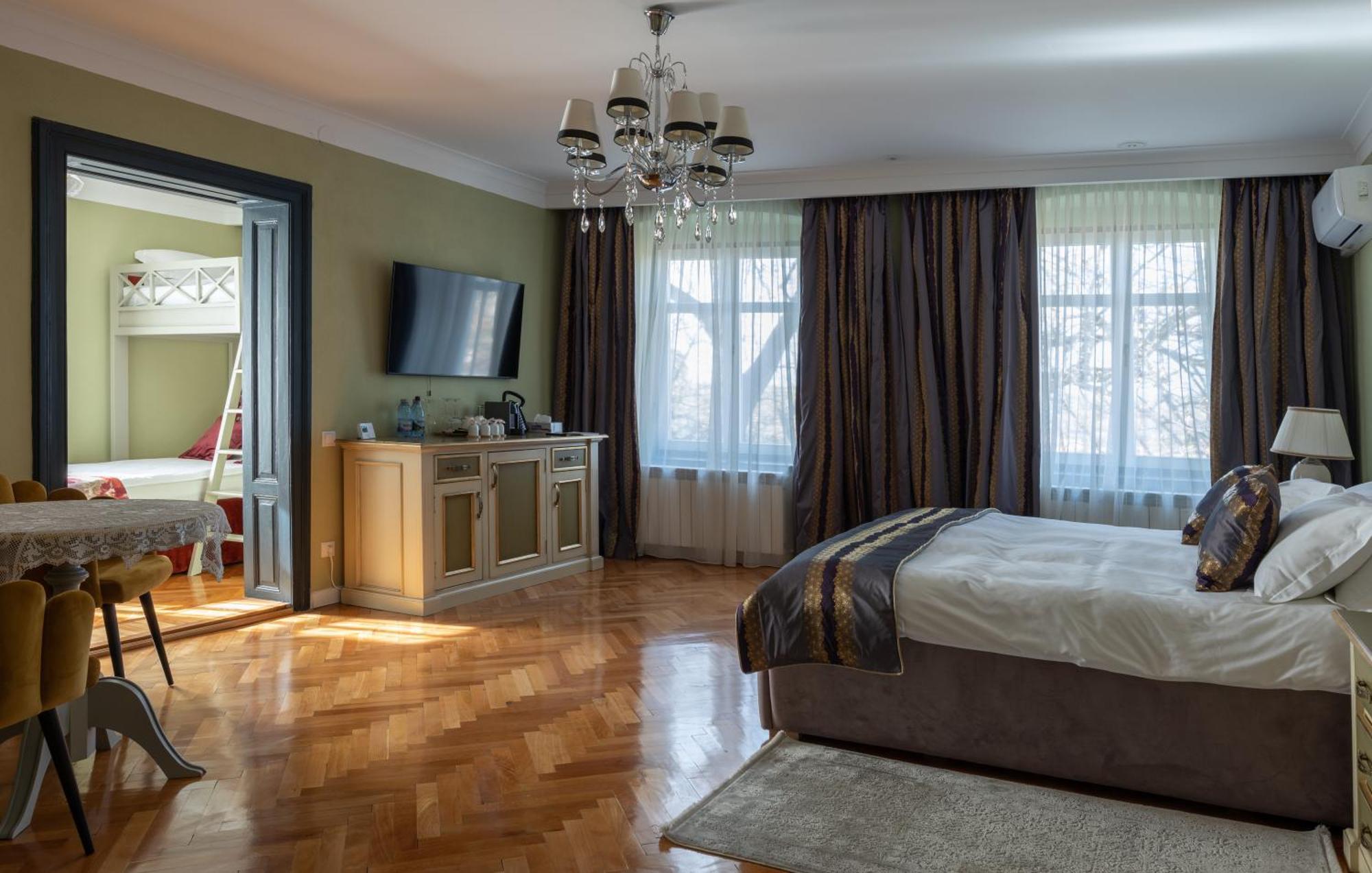 Bed and Breakfast Magister Seven à Sibiu Extérieur photo