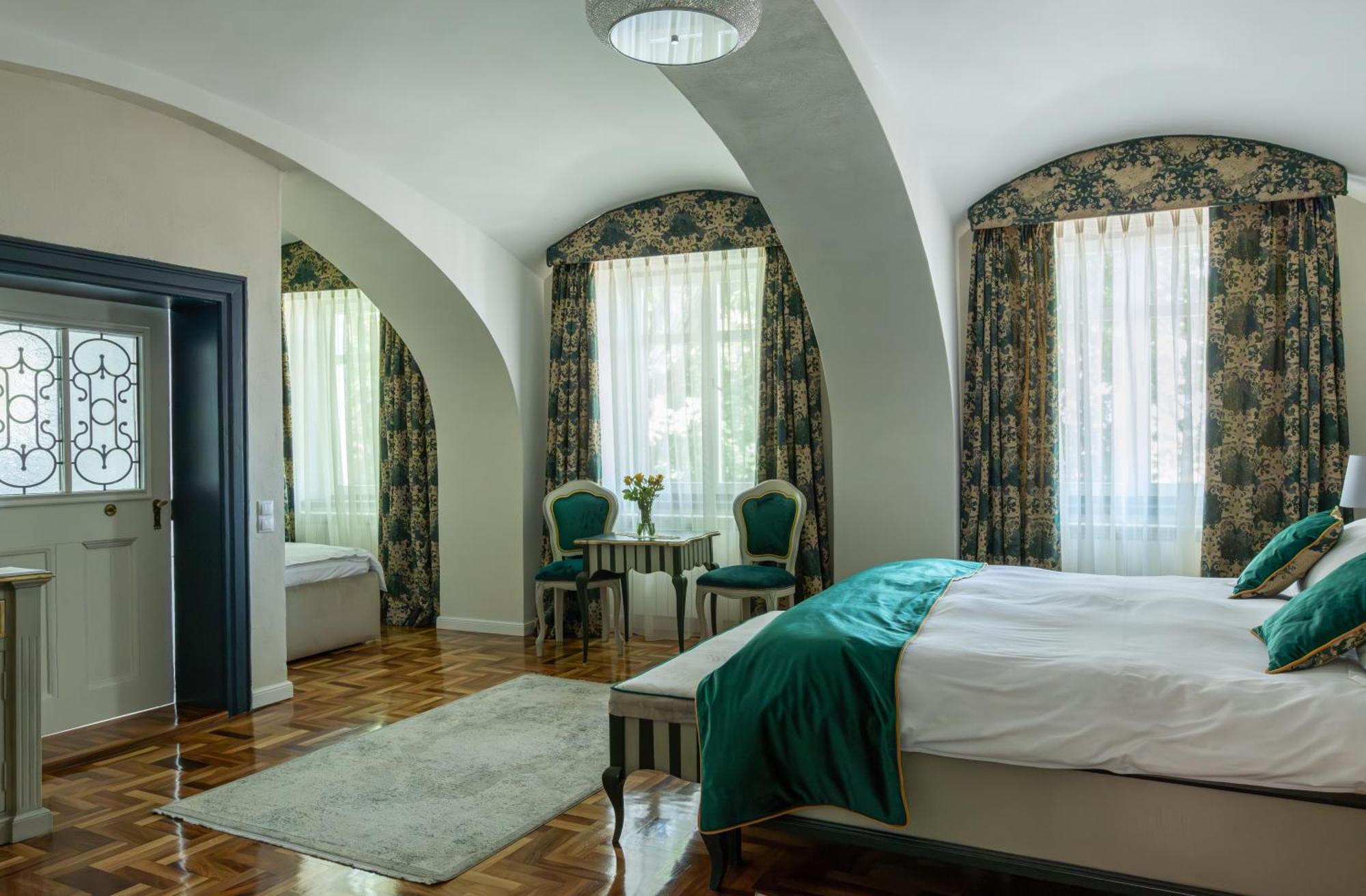 Bed and Breakfast Magister Seven à Sibiu Extérieur photo